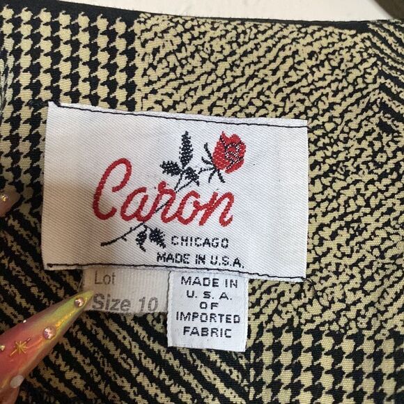 Vintage Caron Blazer - Picture 2 of 5